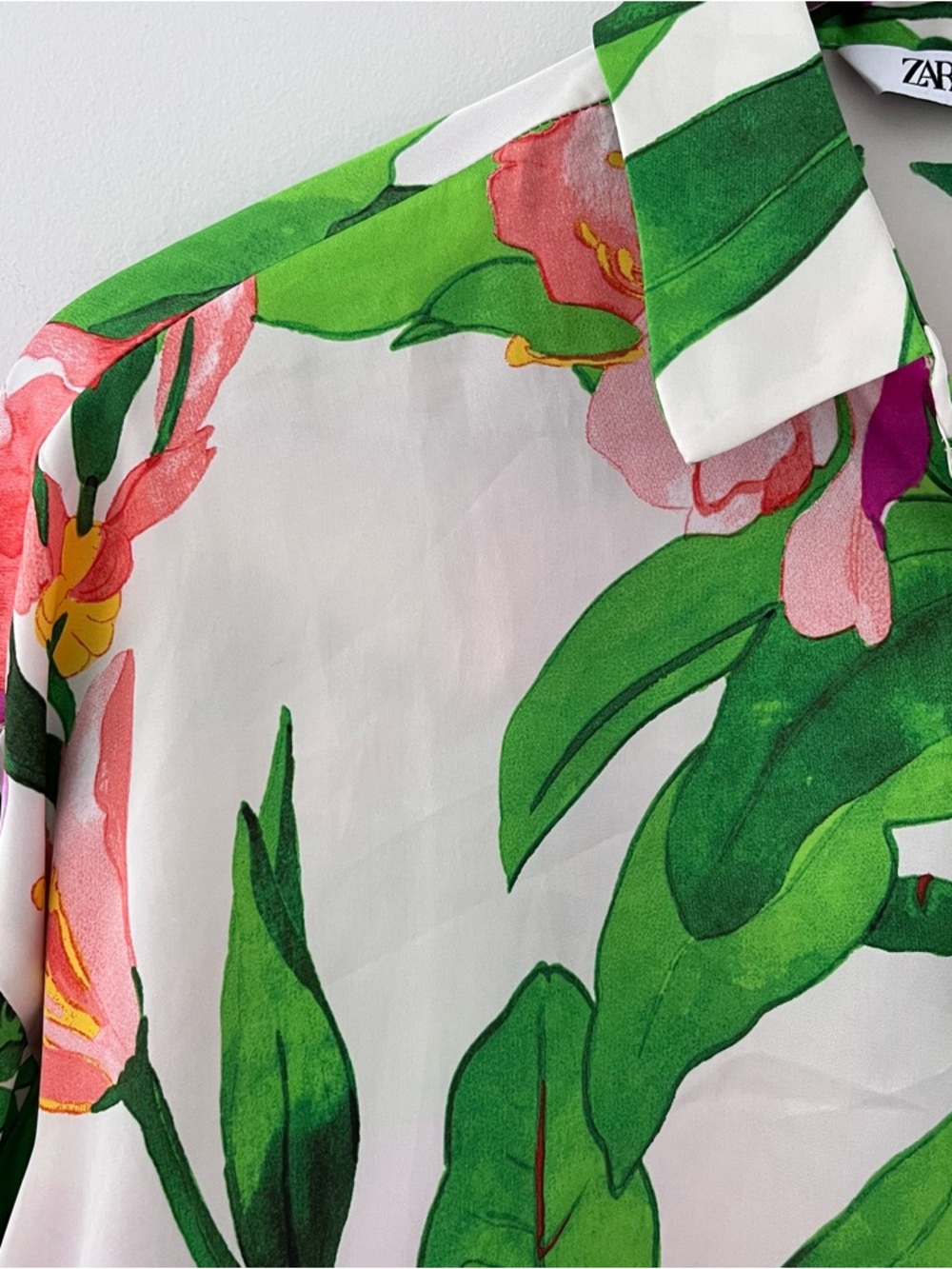 Zara Tropical Floral Button Down Blouse XS Pink Green Resort Shirt - Picture 8 of 8